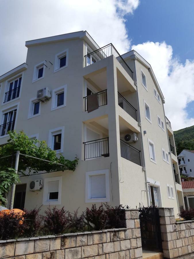 Apartmani Marina Kopitovic Petrovac Exterior photo
