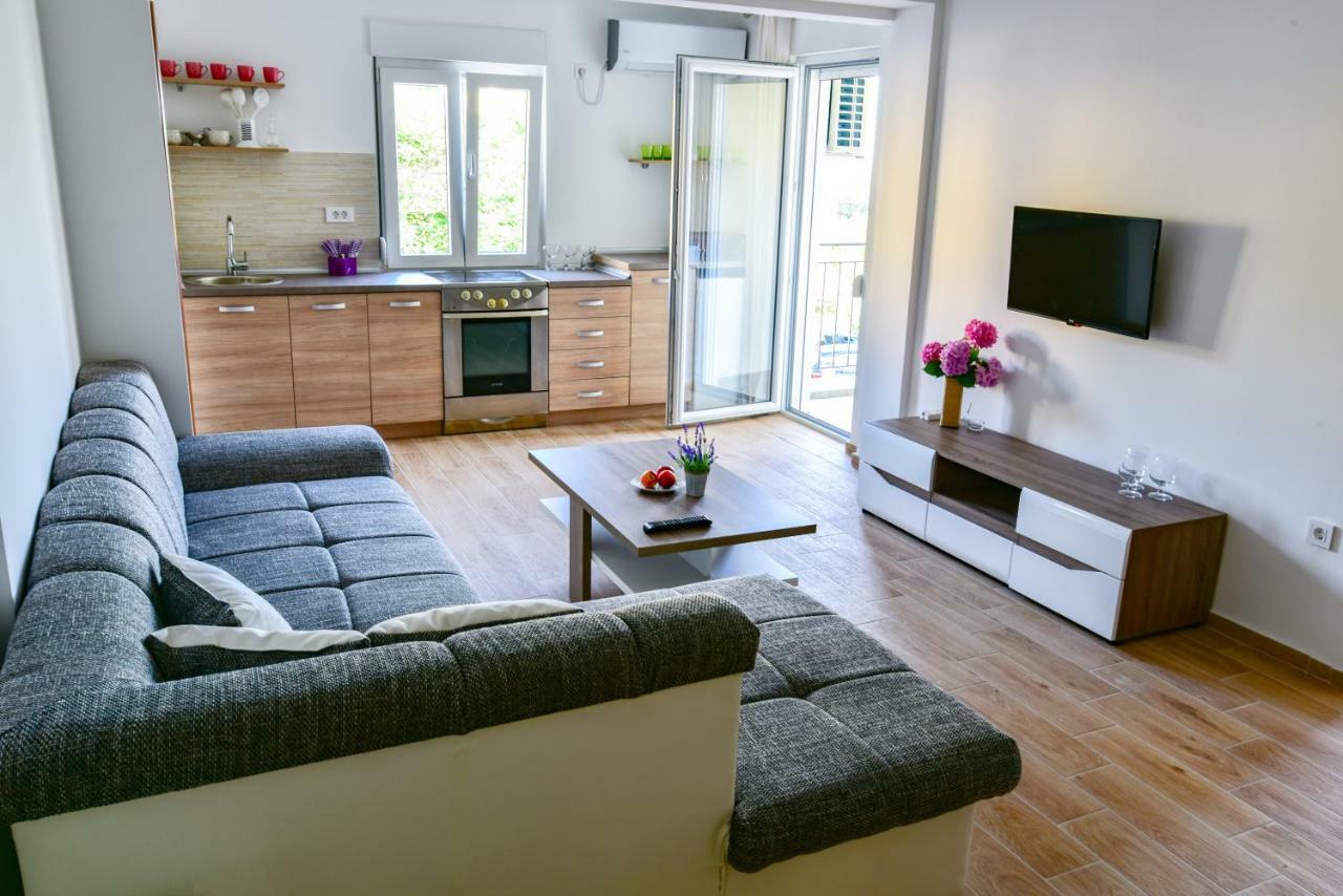 Apartmani Marina Kopitovic Petrovac Exterior photo